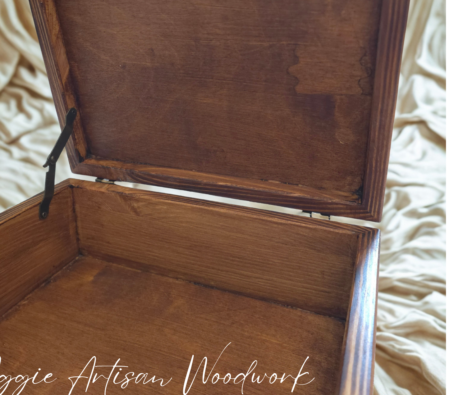 Handcrafted Personalised Wooden Keepsake Box – Custom Engraved Memory Box