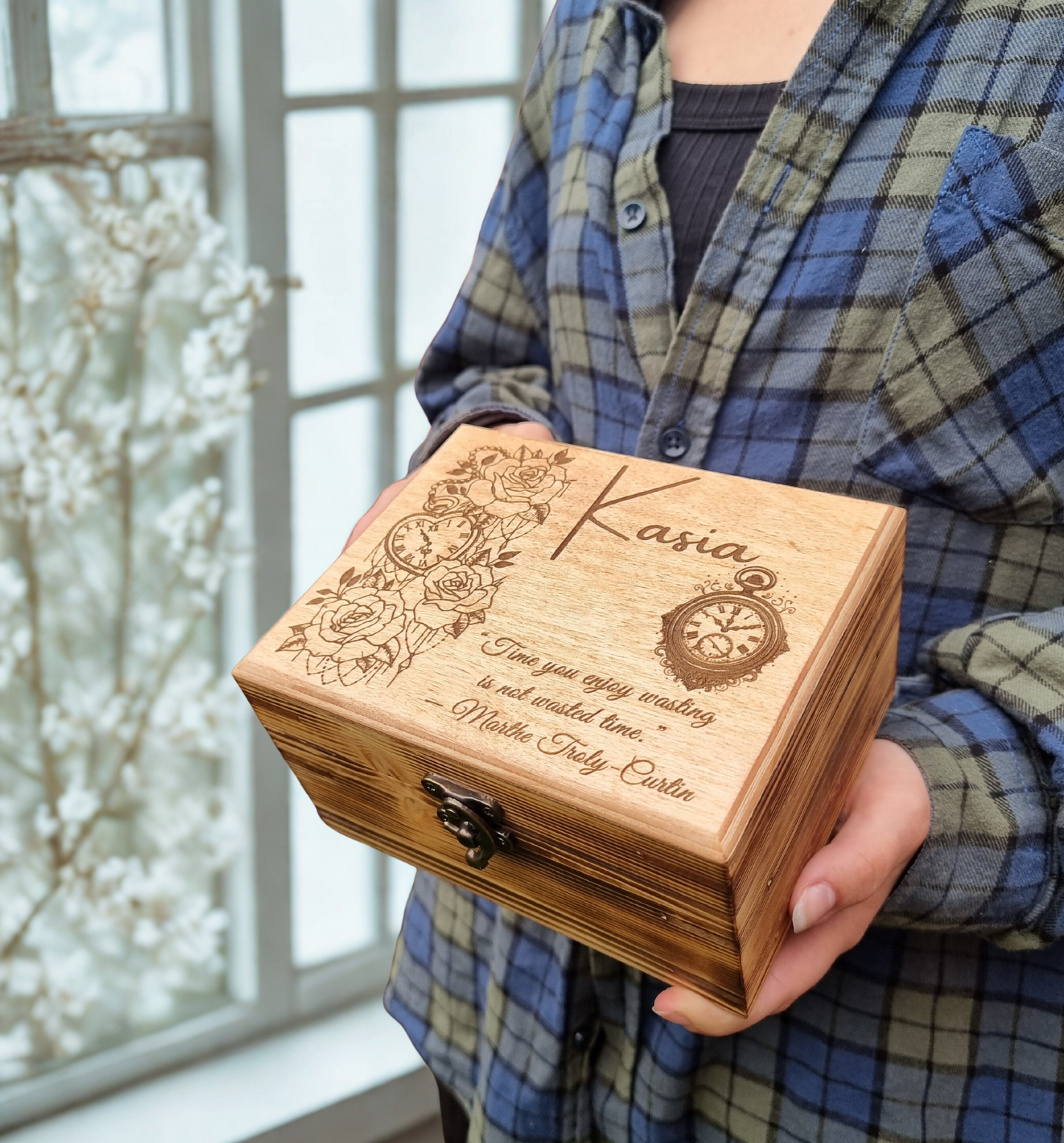 Personalised Wooden Watch Box for 2 Watches – Floral Engraved Luxury Case