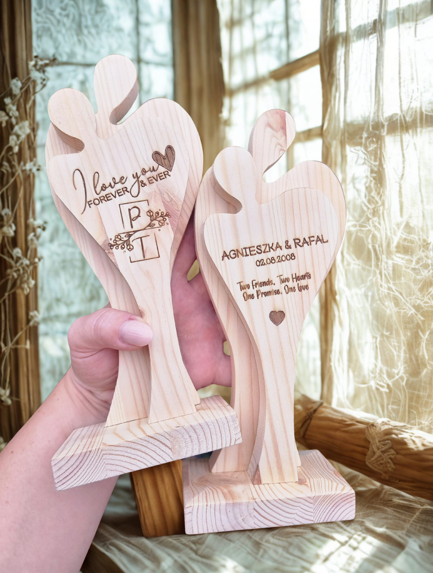 Hand-Carved Wooden Couple Sculpture – Personalised Solid Pine Love Decor